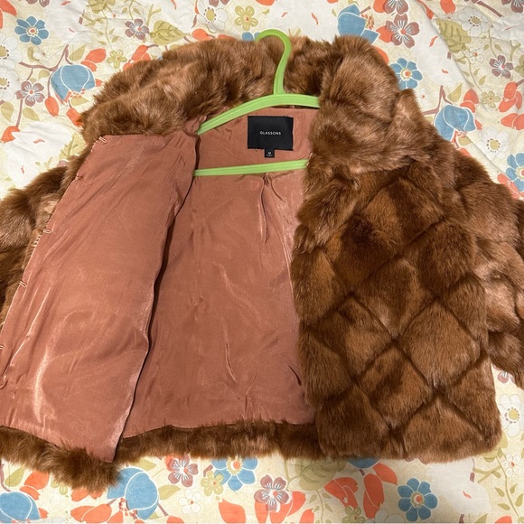 Quilted faux fur coat - Picture 2 of 5